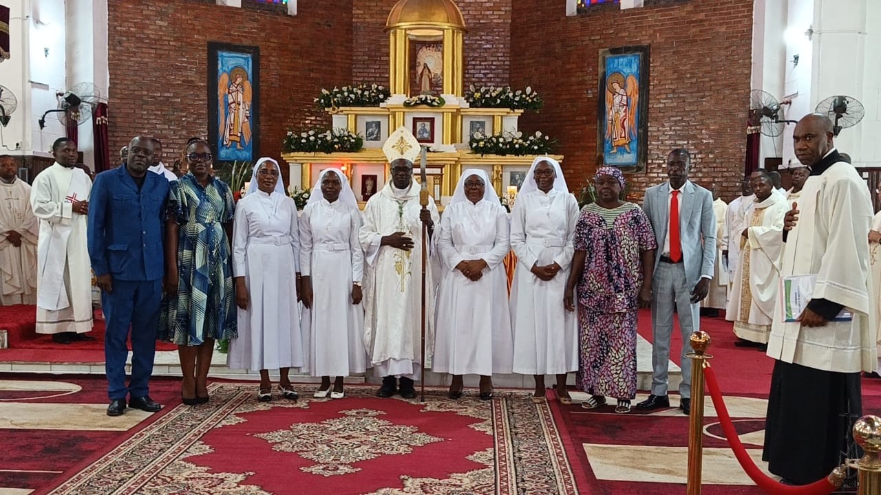 Célébration des Vœux perpétuels des Sœurs, Douala